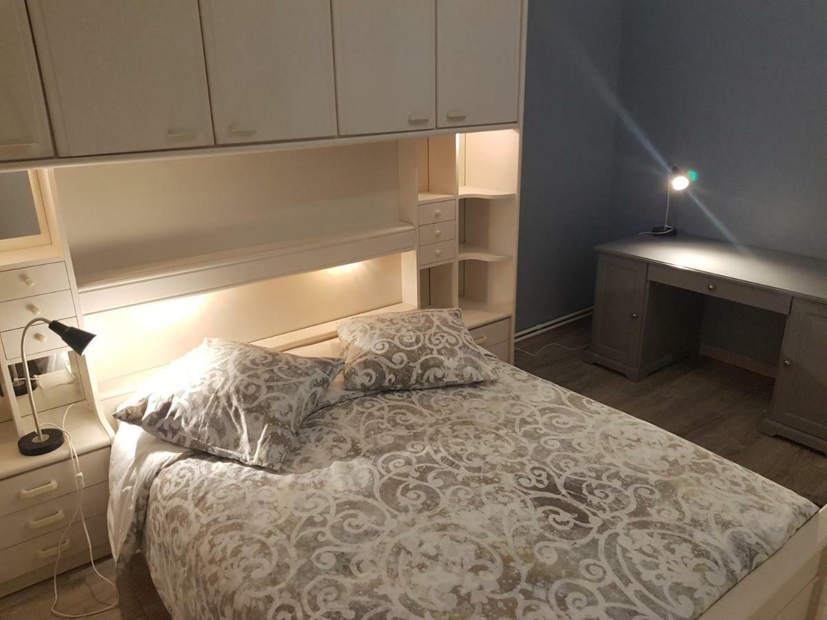 Bedinreims "Burgundy Bottle" 110M2 Exceptional, 4 Chambres Doubles, 2 Bain, Free Park & Wifi, Tout Equipe Eksteriør bilde